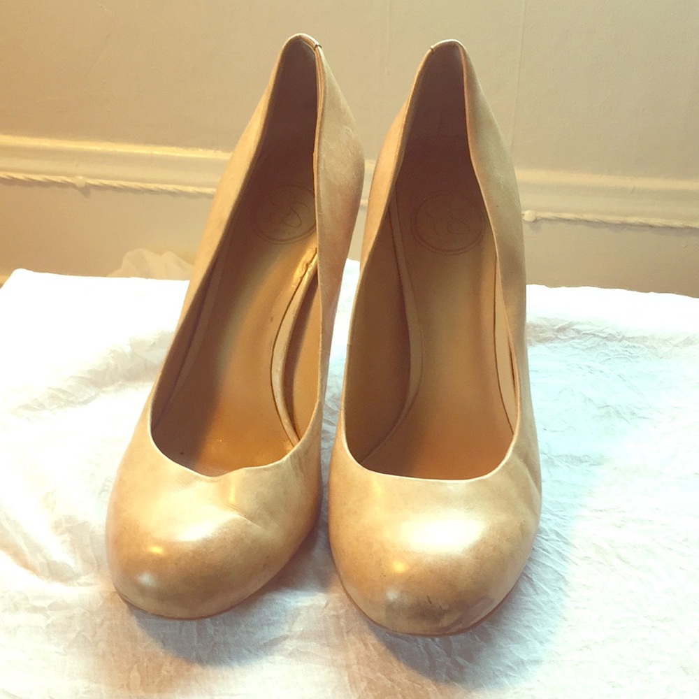 Jessica Simpson 3” natural heels